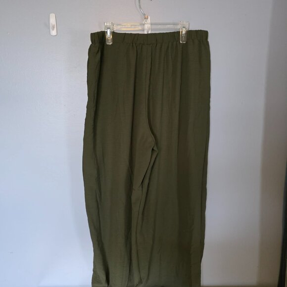 NWT Evaless Wide-Legged, High-Waisted Casual Pants - Picture 5 of 6